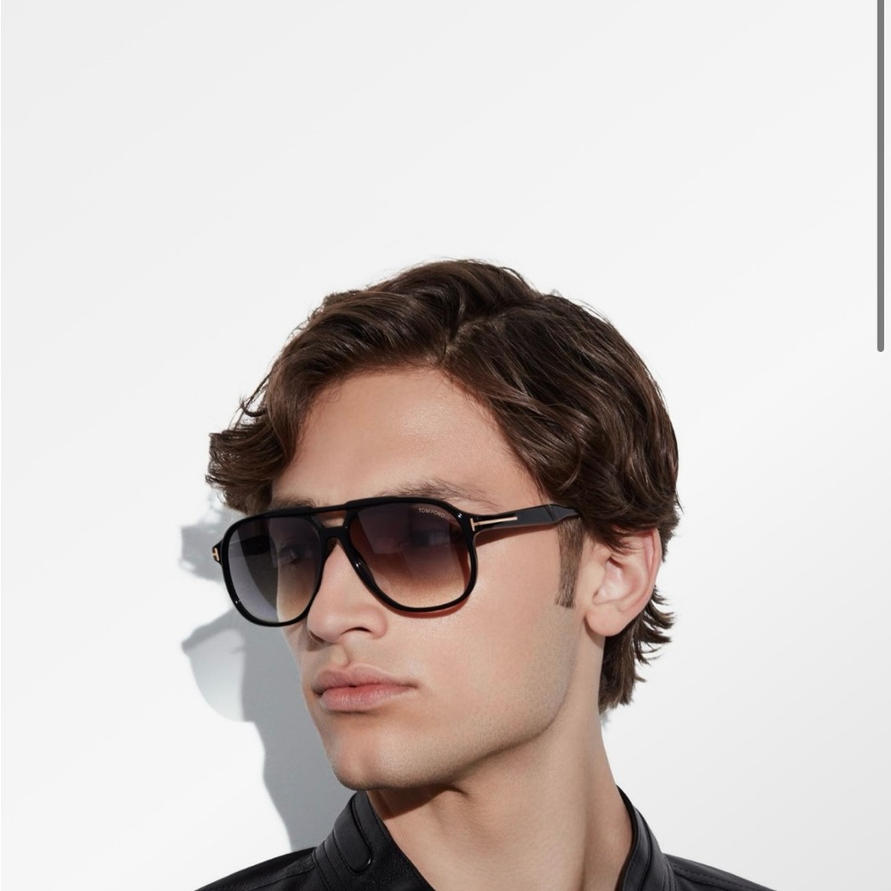 Tom Ford raouL sunglasses. Unixe